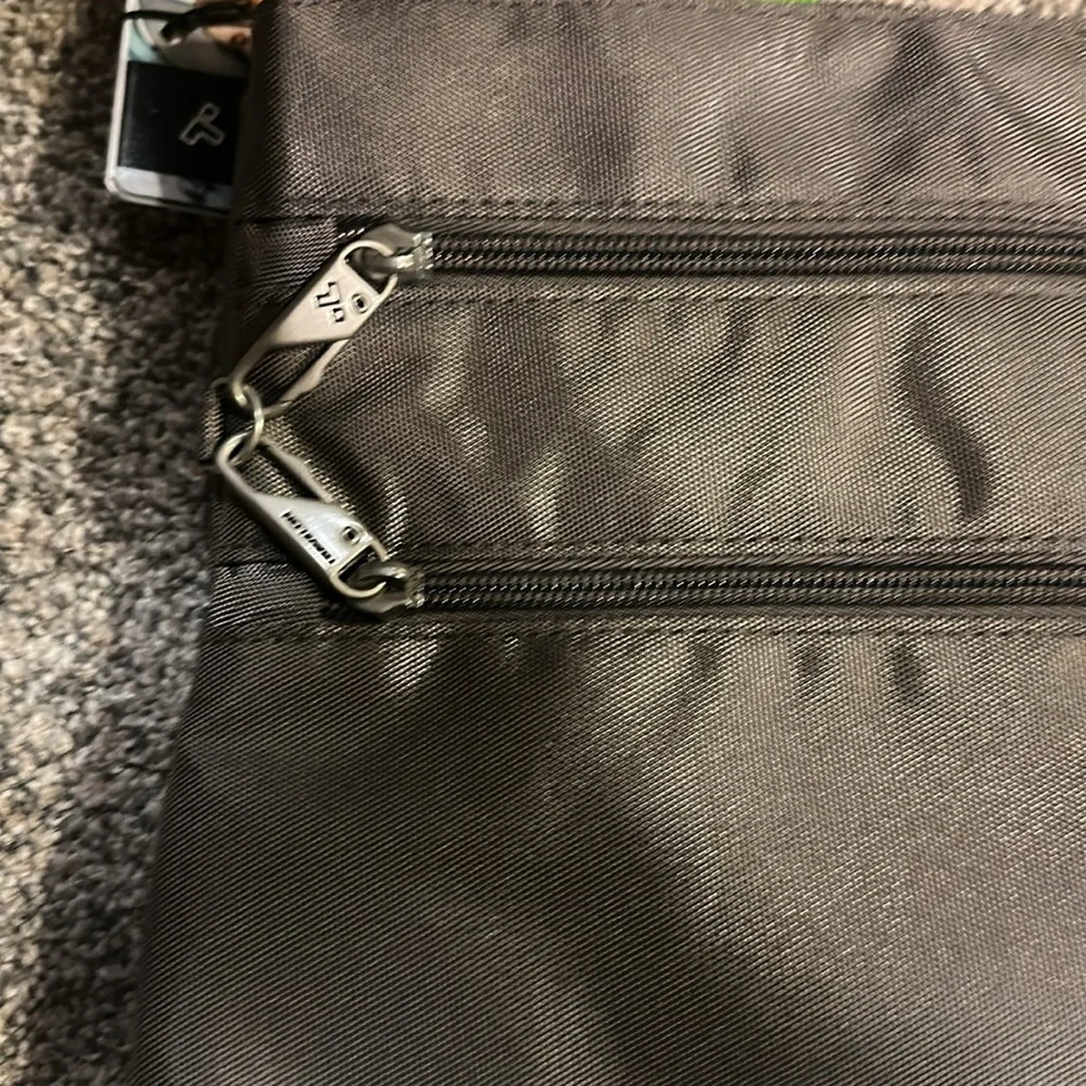 Travelon Anti Theft Bag New with Tag - Picture 2 of 12
